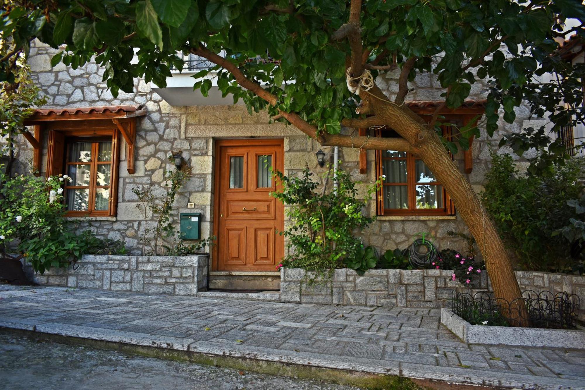 Dimos Suite Aráhova Kültér fotó